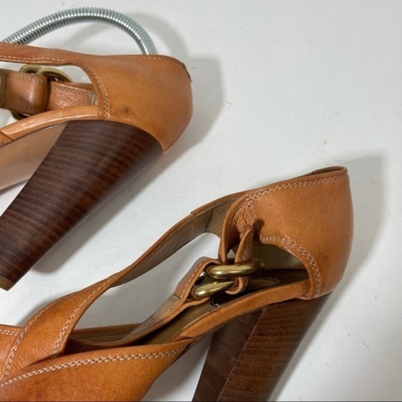 Chloe tan high heel sandals wide straps brass hardware size 10.5 B - Picture 6 of 10